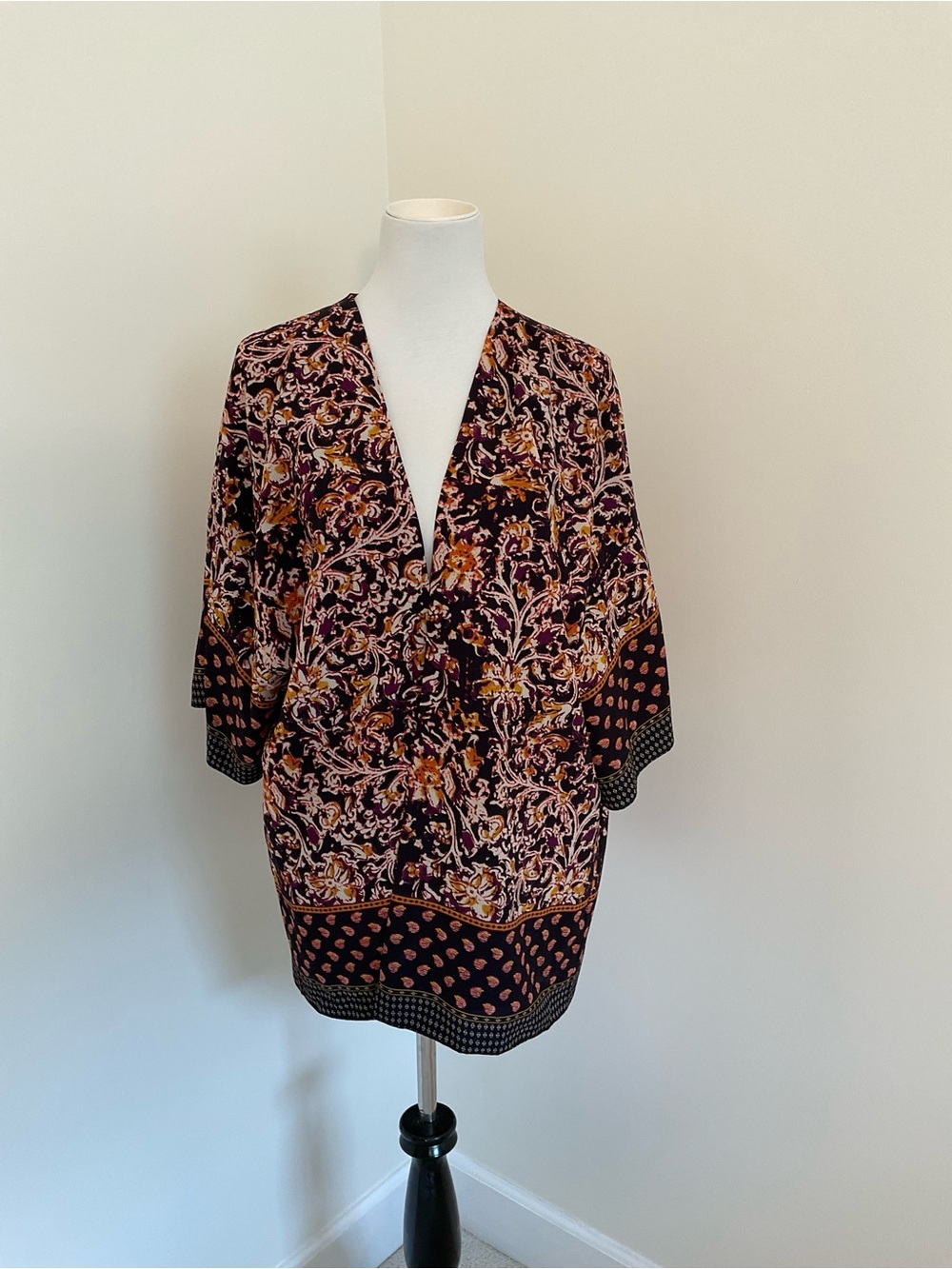 Liz Claiborne Black Floral Kimono Jacket with Rust and Purple Accents